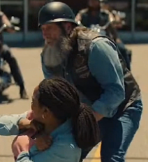 “I Didn’t Feel Invisible.” — The Road Trip Moment That Restored My Faith in People