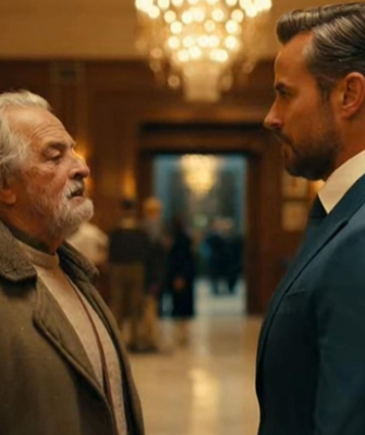 People didn’t expect this moment…The Homeless-Looking Stranger Owned 51% Of The Building He Was Just Thrown Out Of